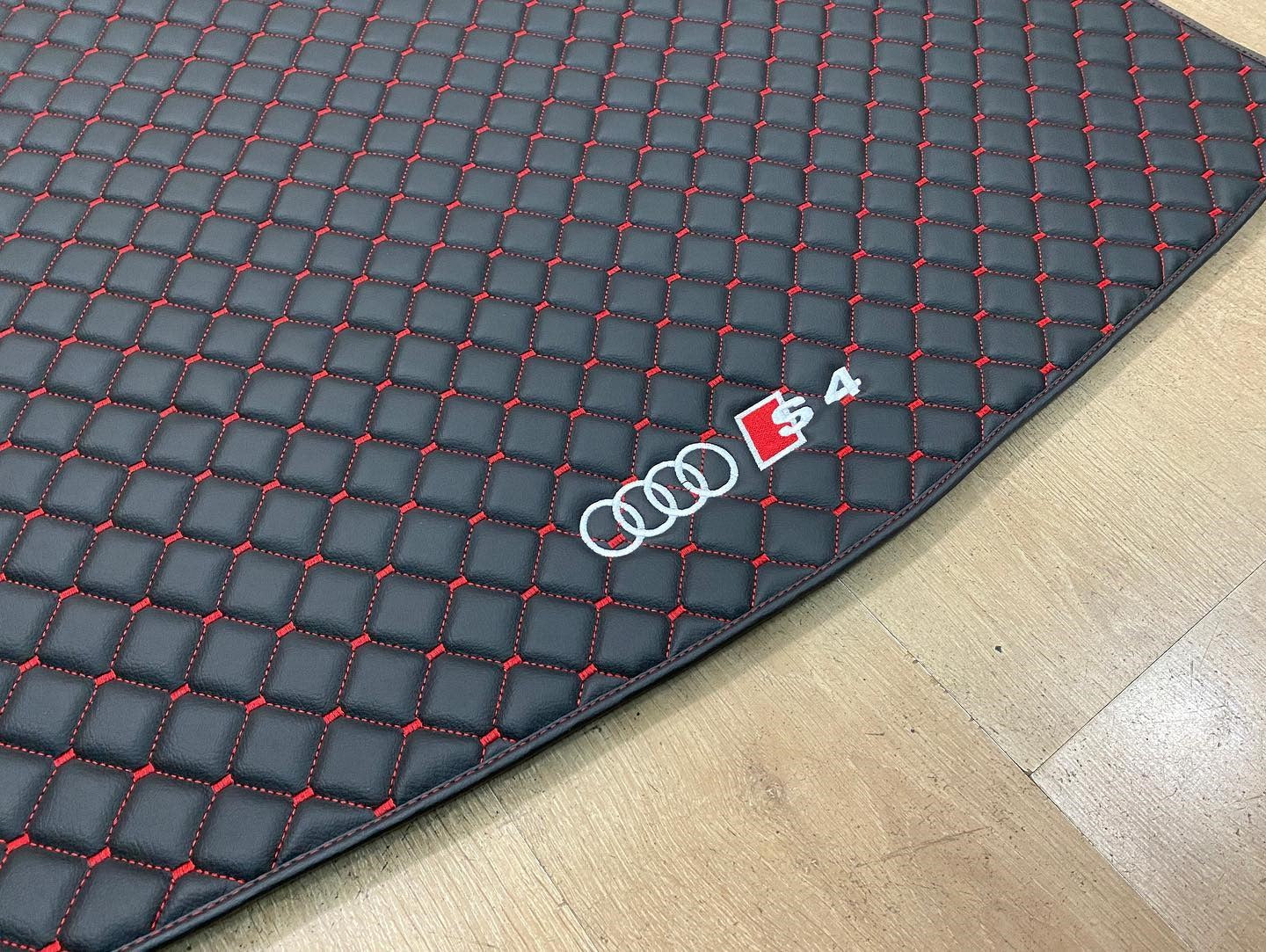 Audi S4 Luxury Leather Custom Made Fitted Car Boot Liner For ALL S4 Base Mats Cargo Liners