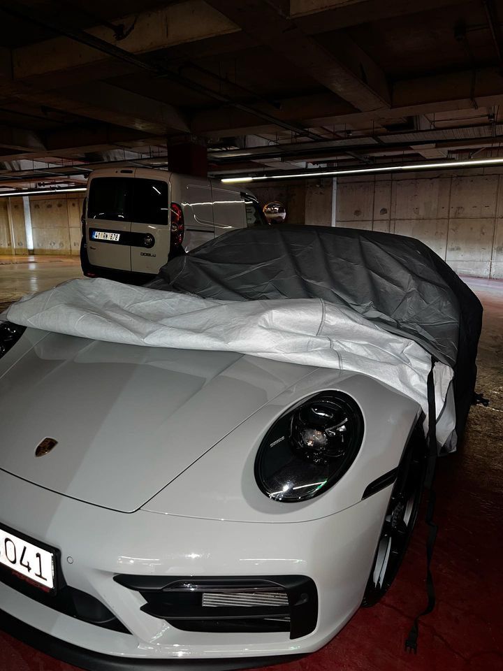 Waterproof Car Cover, Water Resistant, Scratchproof, Dustproof Cover, Custom Fit, Waterproof Car Protector for all Vehicle